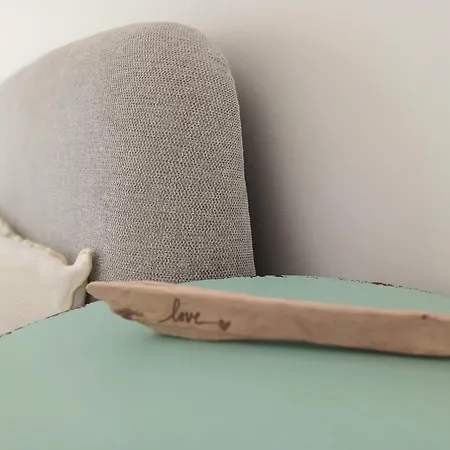 Vibes アパート エリセイラ