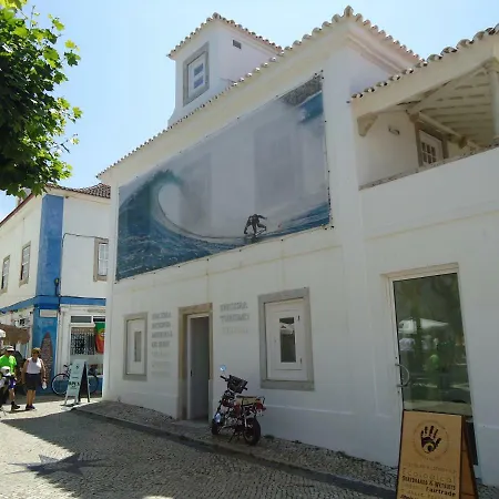 Vibes アパート *